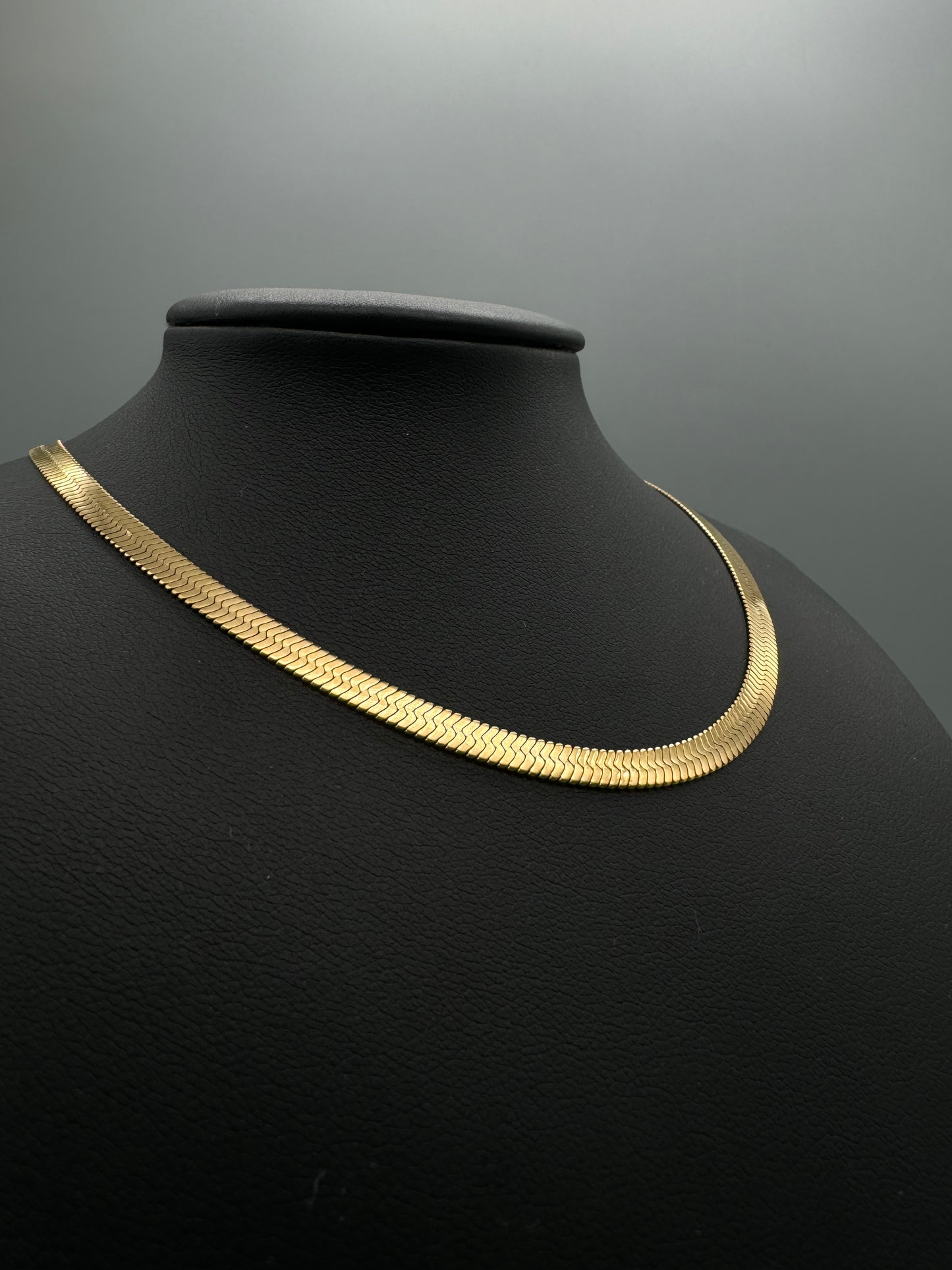 Herringbone Chain