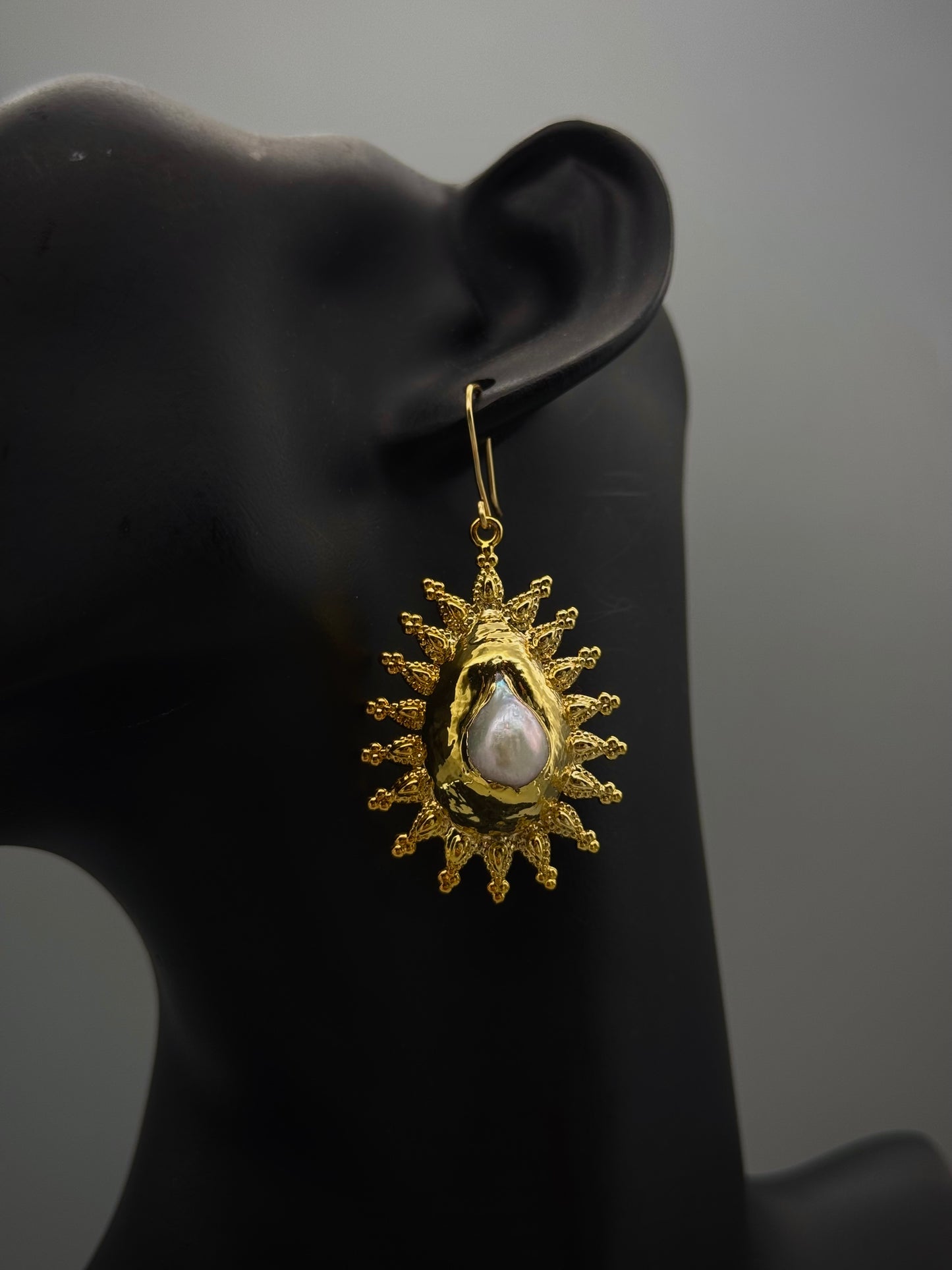 Golden Sun-Rays Earrings