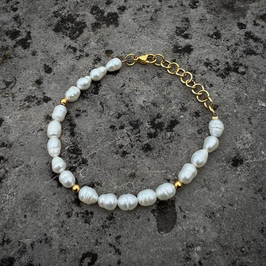 Parisian Pearl Bracelet